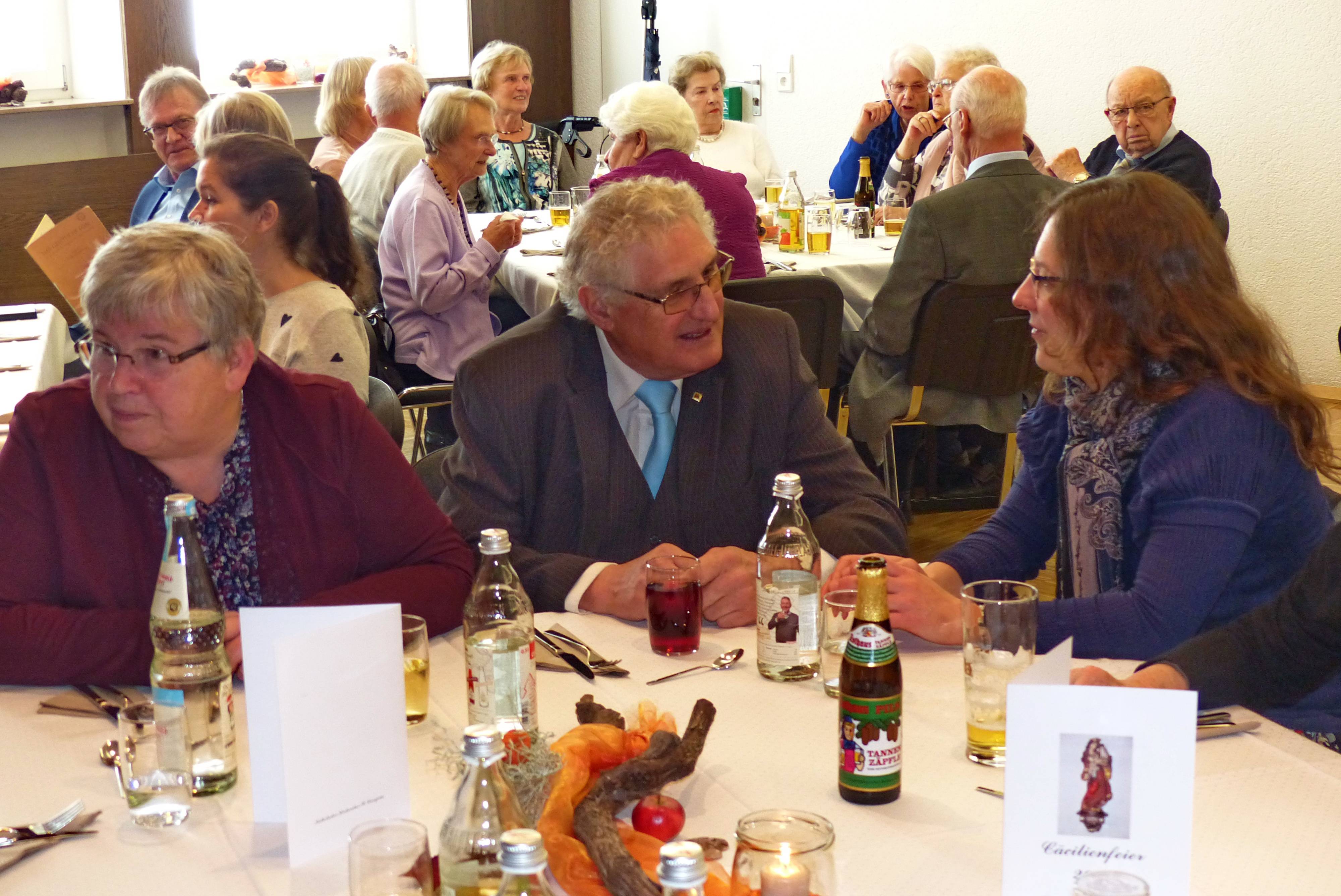 Gespr&aumlche C&aumlcilienfeier